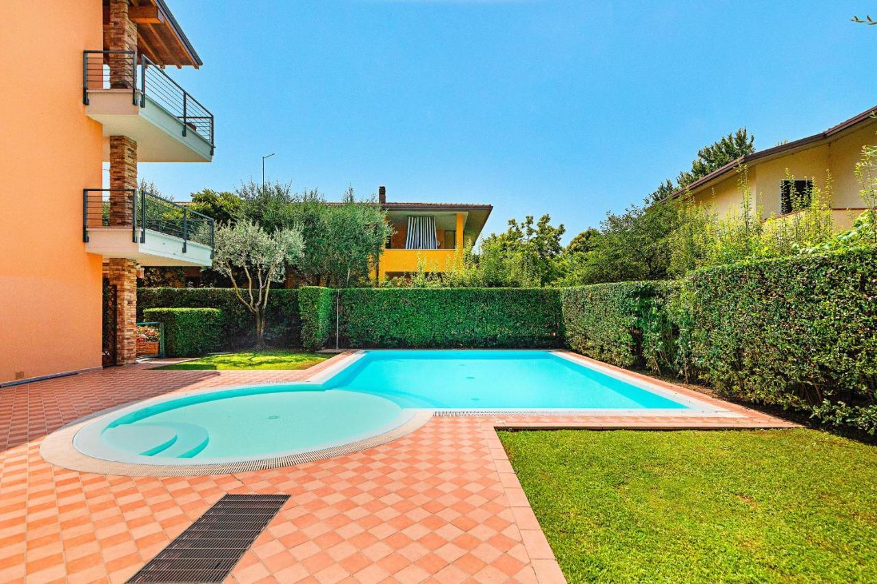 Annamaria 9 Apartment By Wonderful Italy Sirmione Zewnętrze zdjęcie
